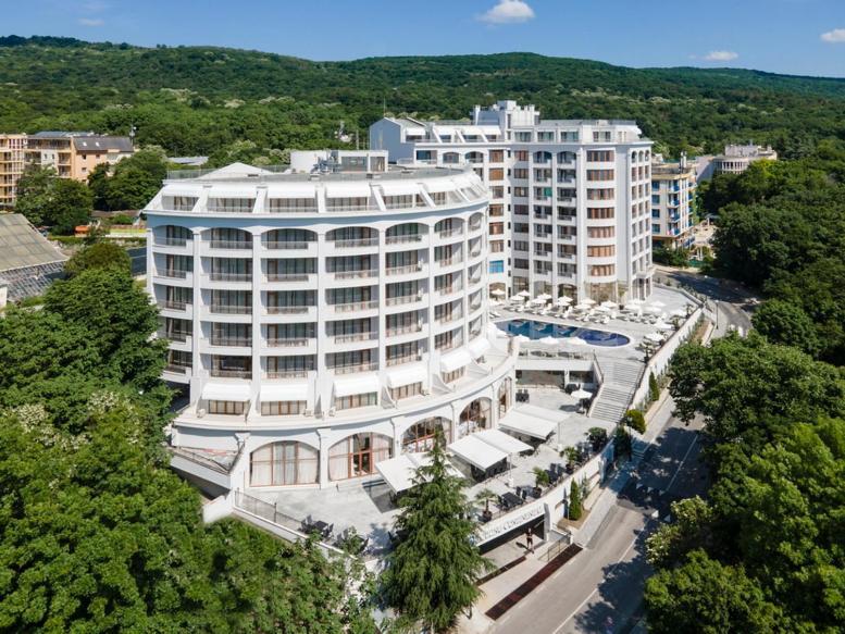 Continental Hotel Várna Kültér fotó